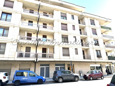 Appartamento in vendita a Foggia Ospedale - R. Biccari