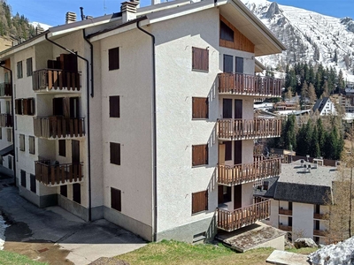 Appartamento in vendita a Foppolo Bergamo
