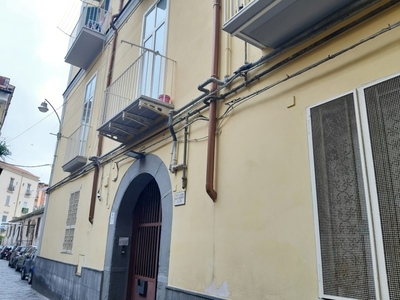 Bilocale in Vendita a Napoli, 130'000€, 50 m²