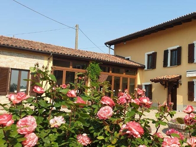 Casa a San Marzano Oliveto con barbecue e piscina