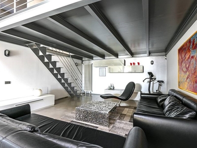 Loft in Vendita a Bergamo, 380'000€, 200 m², arredato