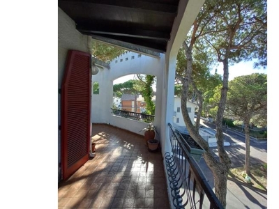 Appartamento in vendita a Comacchio, Frazione Lido Di Spina, Viale Tiziano 51