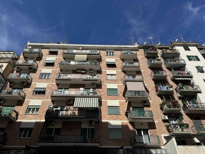 Trilocale in Vendita a Roma, zona Colli Albani, 419'000€, 109 m²