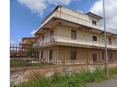 Villa in vendita a Belpasso, Frazione Piano Tavola