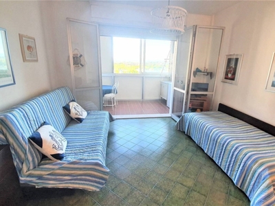 Appartamento in affitto a Misano Adriatico via delle Rose, 11
