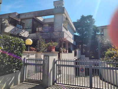 Villa in in affitto da privato a Riccione viale Isonzo, 11
