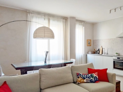 Appartamento con 2 camere da letto in affitto a Guastalla, Milano