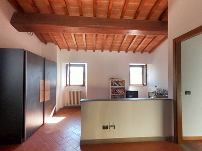 Appartamento in ottime condizioni in zona il Ferrone a Greve in Chianti