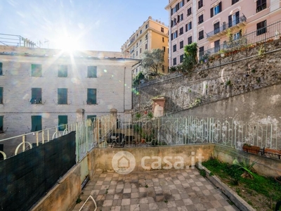 Appartamento in Vendita in Salita San Rocco 7 a Genova