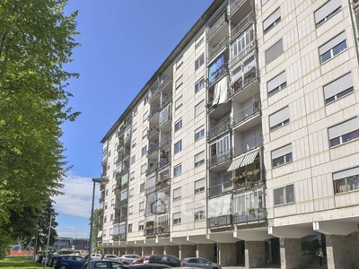 Appartamento in Vendita in Via Andrea Sansovino 15 a Torino