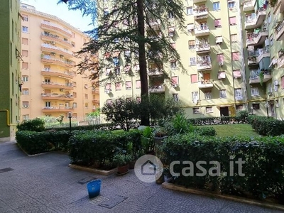 Appartamento in Vendita in Via Aquilonia a Roma