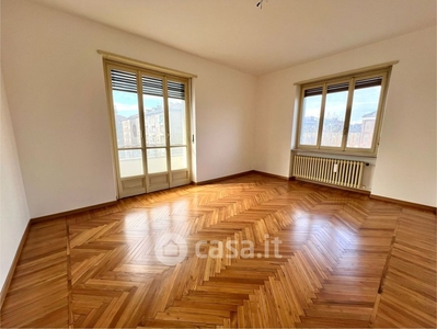 Appartamento in Vendita in Via Arnaldo da Brescia 25 a Torino