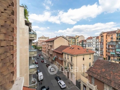Appartamento in Vendita in Via Carlo Castelnuovo delle Lanze 16 a Torino