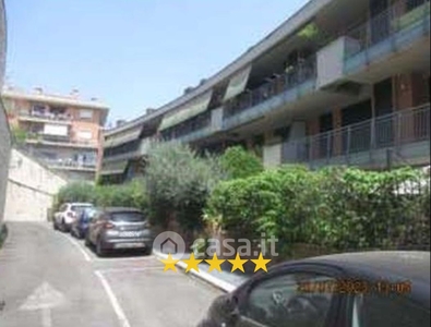 Appartamento in Vendita in Via Enrico Mancini a Roma