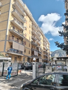 Appartamento in Vendita in Via Filippo di Giovanni 81 a Palermo