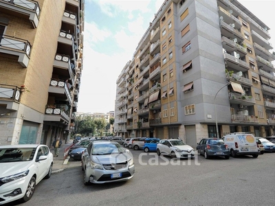 Appartamento in Vendita in Via Fontana Liri a Roma