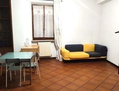 Appartamento in Vendita in Via Innocenzo Isimbardi a Milano