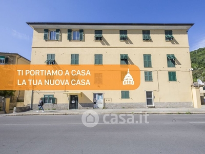 Appartamento in Vendita in Via Molassana 102 a Genova