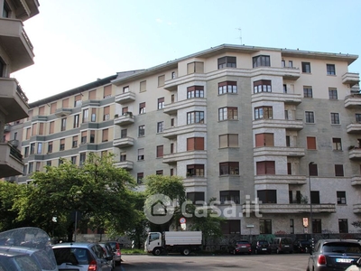Appartamento in Vendita in Via Monte Amiata 5 a Milano