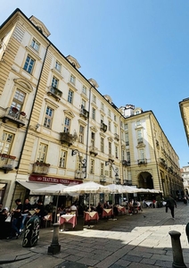 Appartamento in Vendita in Via Porta Palatina 3 a Torino