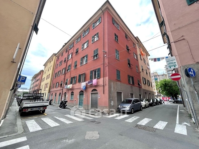 Appartamento in Vendita in Via Ursone da Sestri a Genova