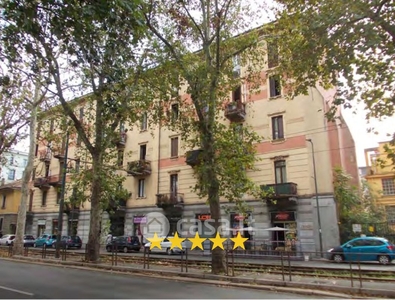 Appartamento in Vendita in Viale Certosa a Milano