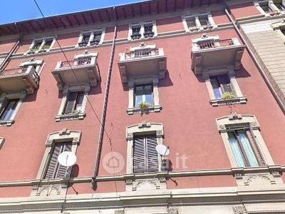 Appartamento in Vendita in Viale Stelvio 52 a Milano