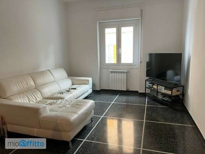 Appartamento arredato con terrazzo Genova