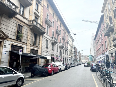 Casa a Milano in Via Melzo, Regina Giovanna