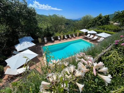 Casa a Spoleto con barbecue, giardino e piscina