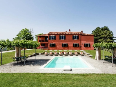 Casa a Tredozio con barbecue, piscina e giardino