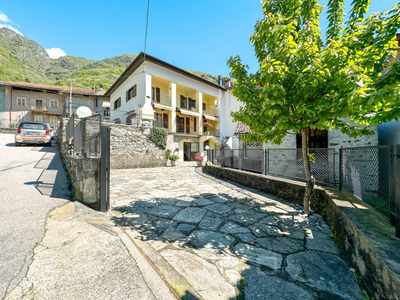 casa in vendita a Varallo