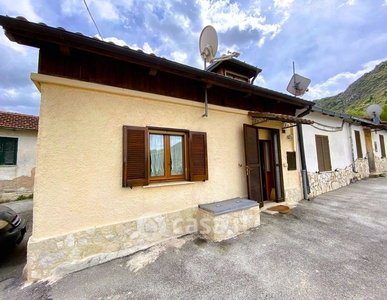 Casa indipendente in vendita Via San Pancrazio 11, Avezzano