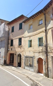 Due Appartamenti Via della Pieve in Piano 23/25 COLLE DI VAL D'ELSA di 227,12 Mq.
