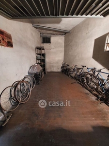 Garage/Posto auto in Vendita in Via Chivasso 18 a Torino