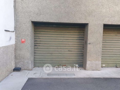 Garage/Posto auto in Vendita in Via Marco D'Agrate 25 a Milano
