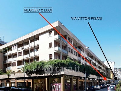 Negozio/Locale commerciale in Vendita in Via Alfredo Cappellini 14 a Milano