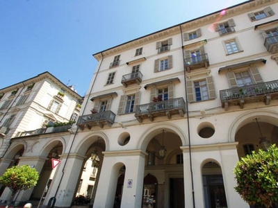 Quadrilocale in affitto, Torino centro