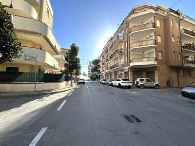 Quadrilocale in vendita a Albenga
