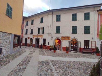 Quadrilocale in vendita a Santo Stefano d'Aveto