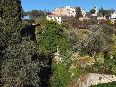 Rustico / Casale in vendita a Bordighera - Zona: Sasso