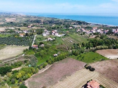 Terreno in vendita a Ortona