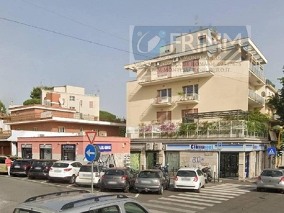 Trilocale in vendita a Roma - Zona: 20 . Marconi - Ostiense