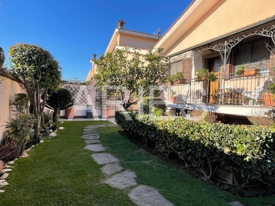 Villa a Schiera in vendita a Roma - Zona: 38 . Acilia, Vitinia, Infernetto, Axa, Casal Palocco, Madonnetta
