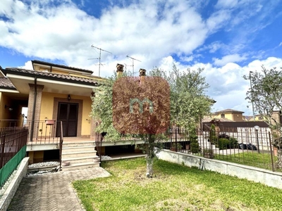 Villa a Schiera in vendita a San Cesareo