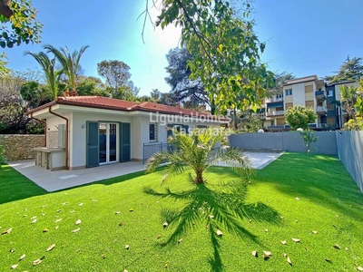 Villa in vendita a Bordighera