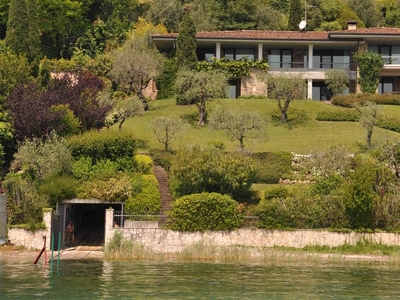 Villa in vendita a Padenghe sul Garda