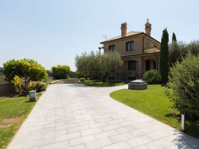 Villa in vendita a Roma - Zona: 38 . Acilia, Vitinia, Infernetto, Axa, Casal Palocco, Madonnetta