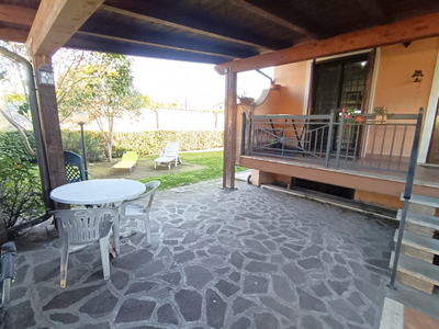 Villa in vendita a Roma - Zona: Castel di Leva