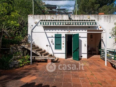 Villa in Vendita in Contrada consiglio a Terrasini